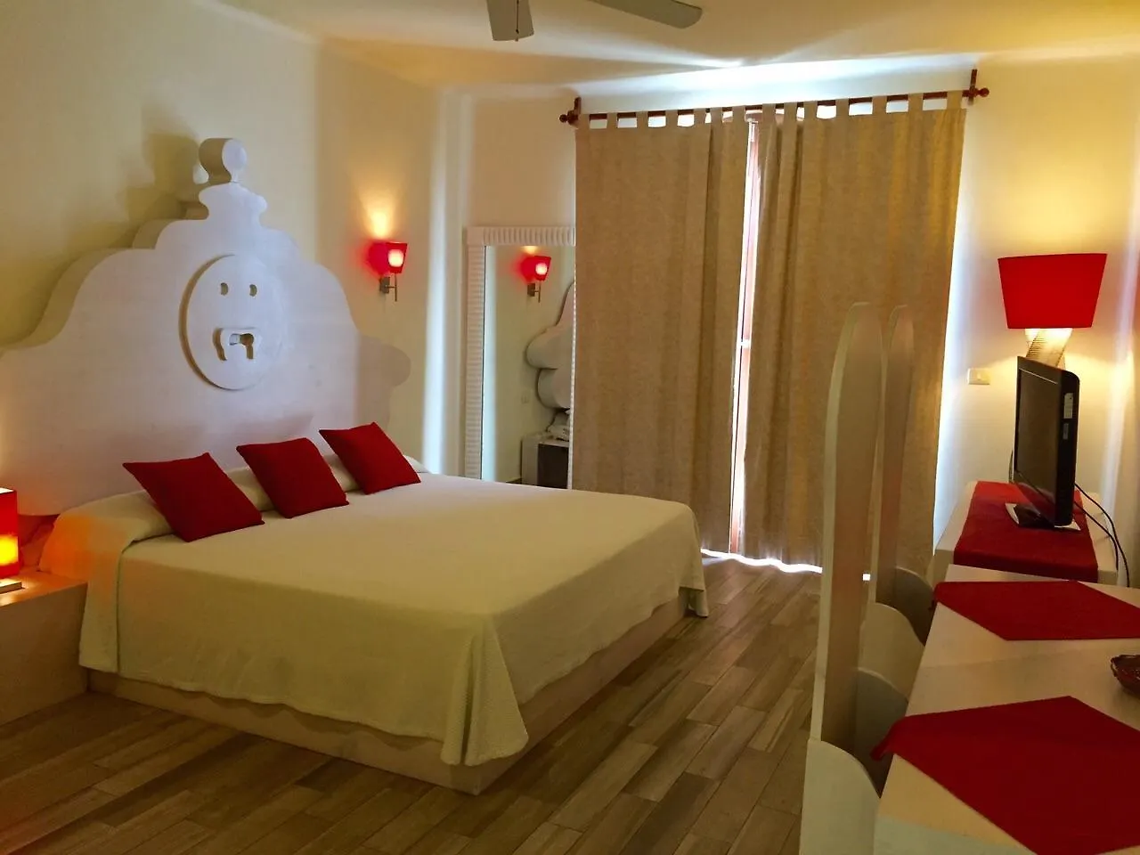 ***  Hotel Coco Rio 