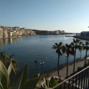  Casa de hóspedes Seafront Akwador Malta