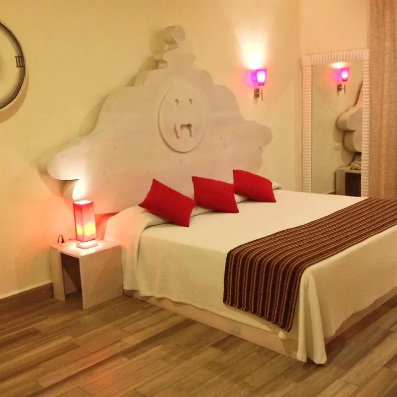 ***  Hotel Coco Rio 